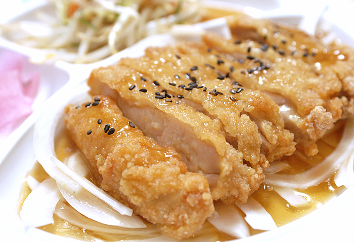 ͼ���Υ�˥塼��Ǥ���ͼ���ϥܥ�塼��Τ��뿩�����Ф�褦�Ǥ�����ʢ���äѤ����٤�ޤ���