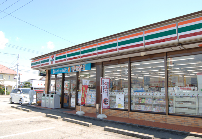 ���Ĥ�Υ���ӥˤ�ع���������3ʬ�ǹԤ���Τǰ¿��Ǥ��͡�