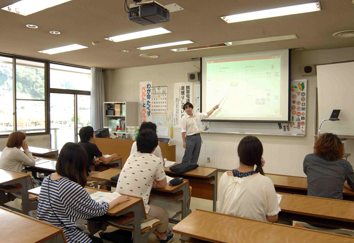 �ߤ�ʿ����ܤˤ��ٶ���Ǥ��ġ�