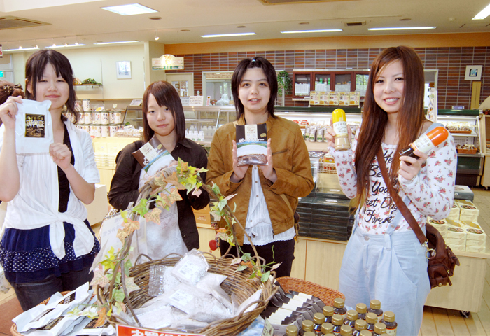 ���Ǥ��ڻ�������Ǥ����Ǥ����ɤ���ڻ��˻��äƵ��뤫Ǻ��Ǥ��ޤ��ġ�