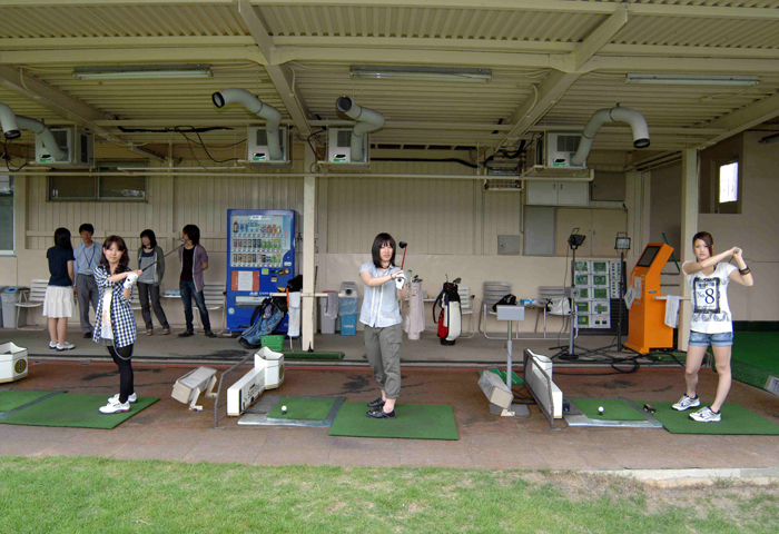 ����դ�������ϡ������ν�����ߤμ����ˤ���ޤ����ĶȻ�����ʤ餤�ĤǤ������Ǥ��ޤ���