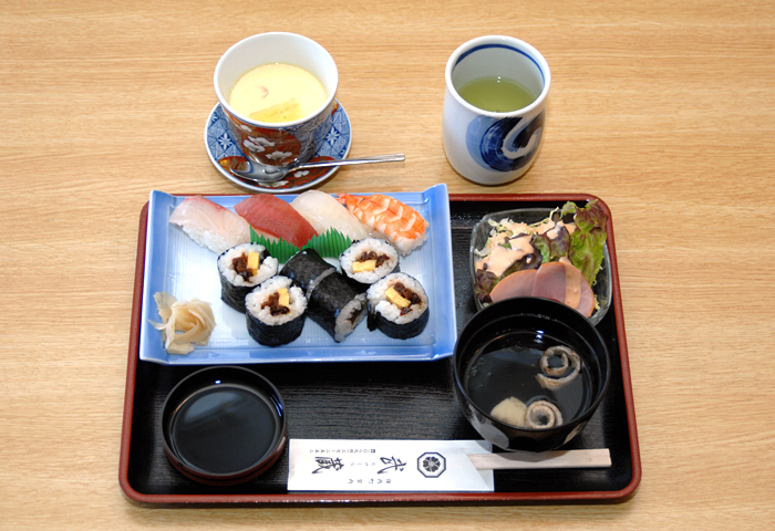 �ۥƥ���٤˥�������������ޤ�������äȤ�����ʪ�Ϥ������㤨�ޤ����