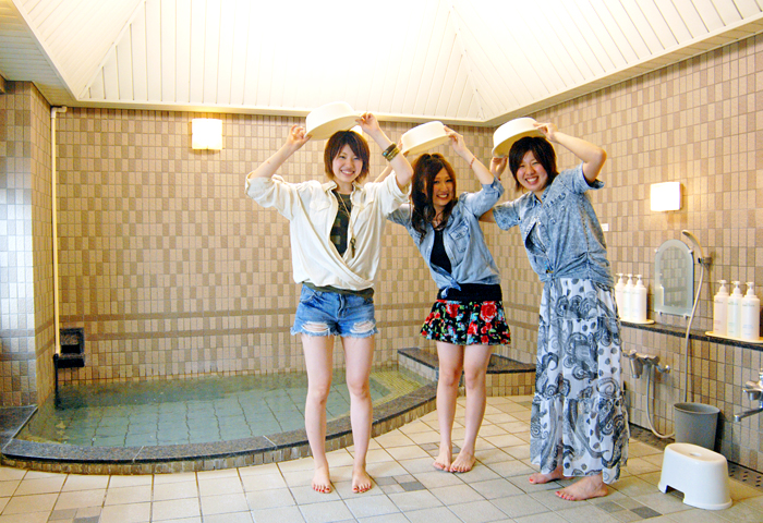 �Ƽ���˥Х��롼�ब�դ��Ƥޤ��������ס�����󥹡��ܥǥ��������ס������ȥ�����