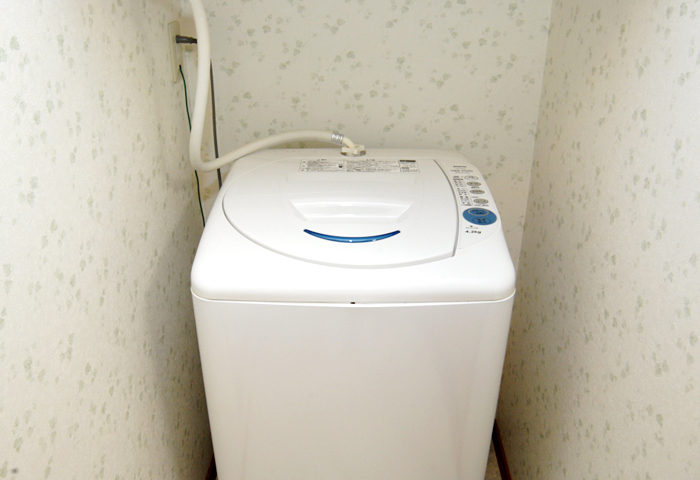 �ȥ���ϥХ��롼�����Ω���Ƥ��ޤ���������󡢥����եȥ���Ǥ���